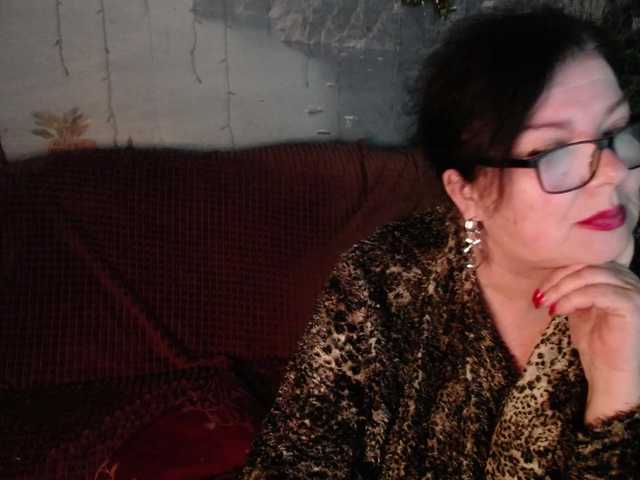 Lori2017's BongaCams show and profile