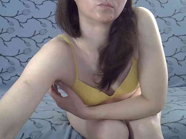 VikiPopens webcam
