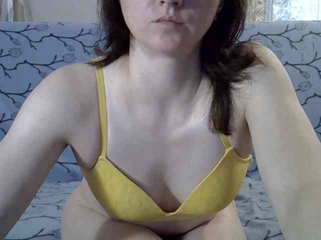 VikiPopens webcam
