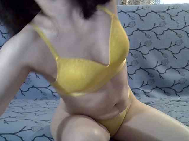 VikiPopens webcam