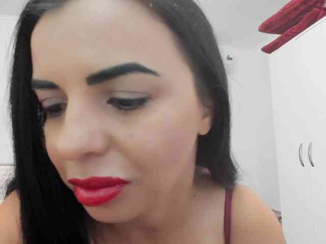 JuliaHayes webcam