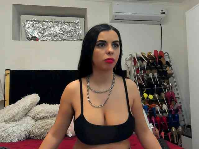 JuliaHayes90 JuliaHayes90