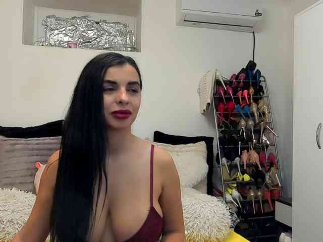 JuliaHayes90 JuliaHayes90