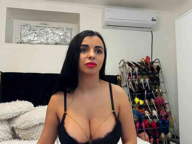 JuliaHayes90 JuliaHayes90