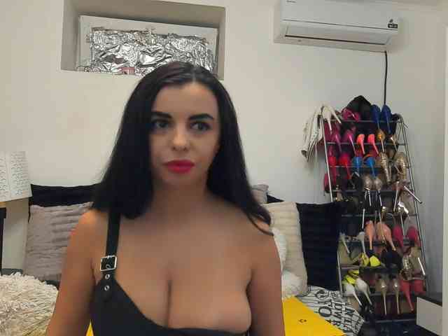 JuliaHayes90 JuliaHayes90