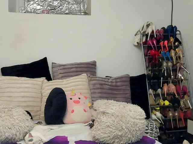 JuliaHayes90 JuliaHayes90