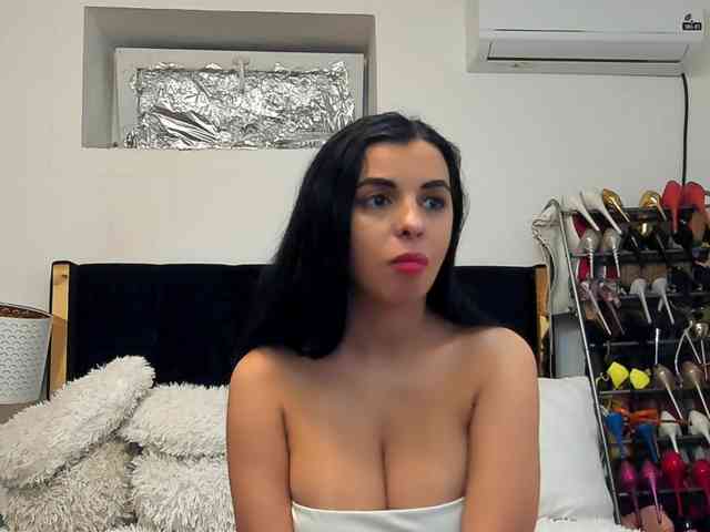 JuliaHayes90 JuliaHayes90