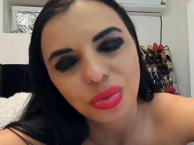 JuliaHayes90 JuliaHayes90