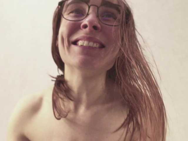 AndreElis's BongaCams show and profile