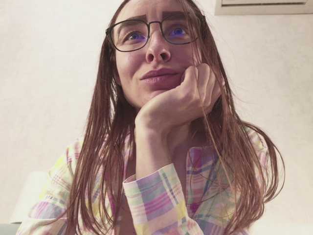 AndreElis's BongaCams show and profile