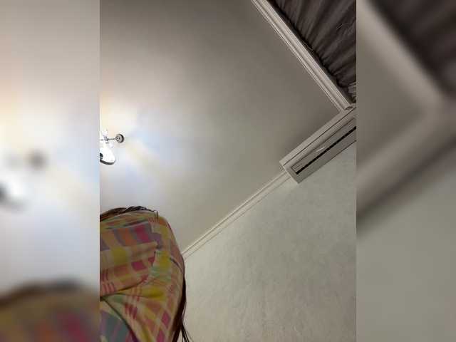 AndreElis's BongaCams show and profile