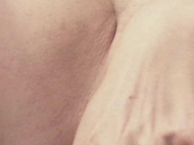 AndreElis's BongaCams show and profile