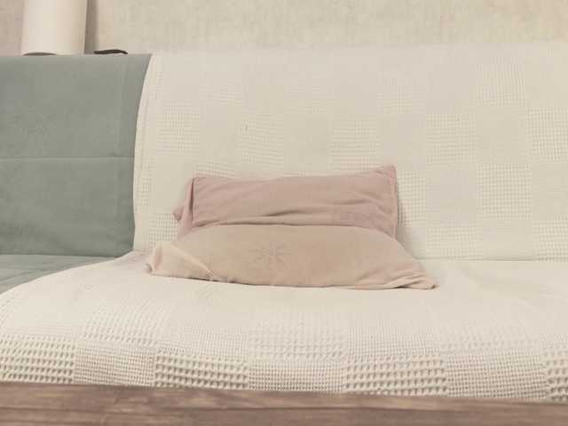 AndreElis's BongaCams show and profile