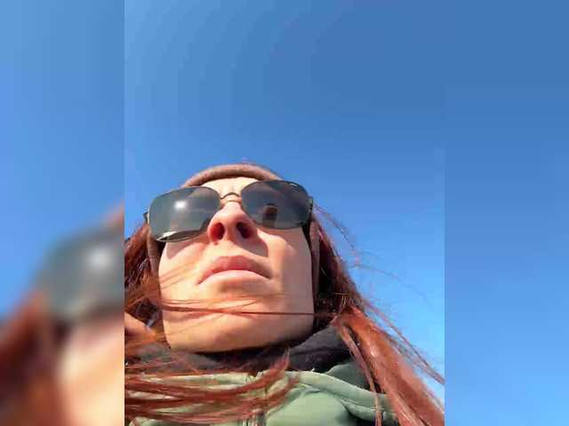 AndreElis's BongaCams show and profile