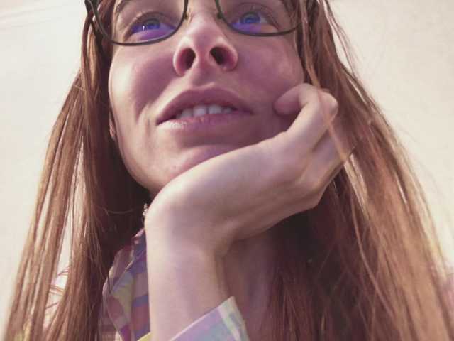 AndreElis's BongaCams show and profile