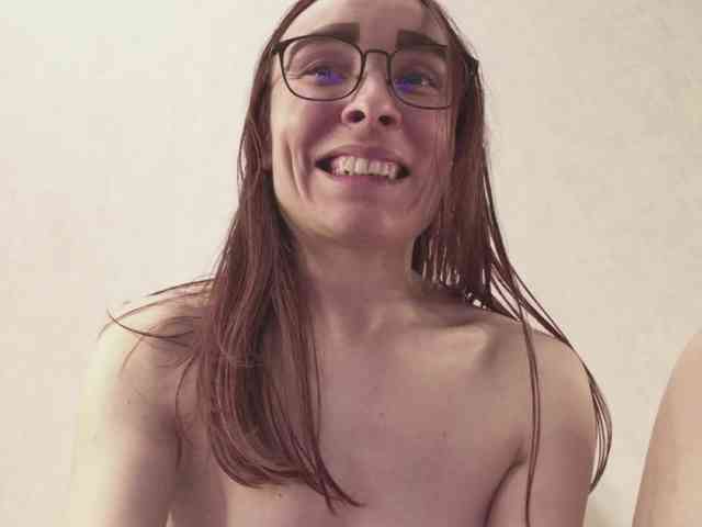 AndreElis Live Webcam on BongaCams