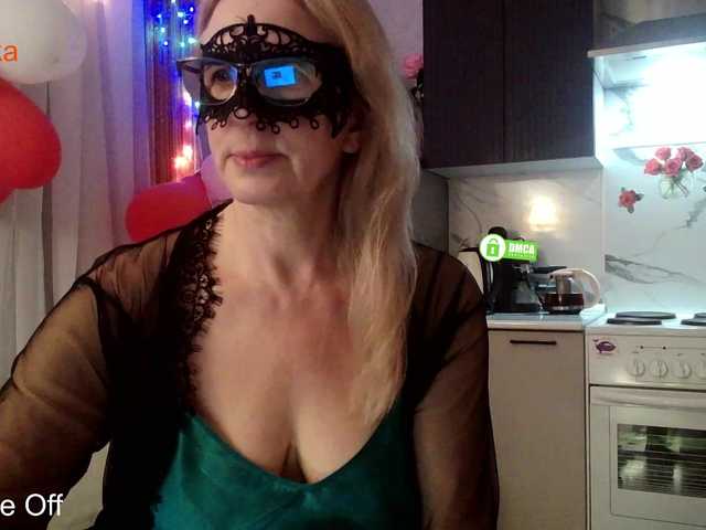 Desirable3's BongaCams show and profile