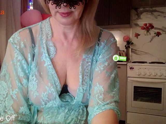 Desirable3's BongaCams show and profile