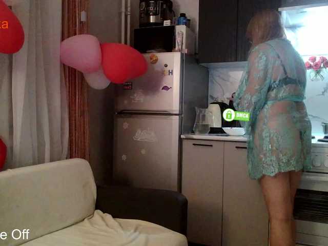 Desirable3's BongaCams show and profile