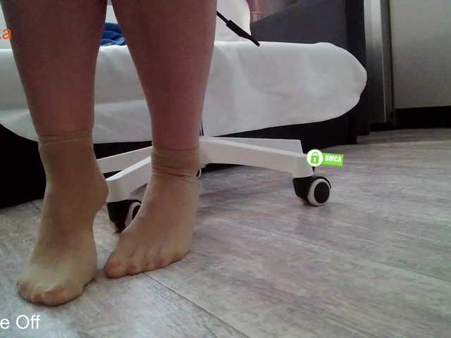 Desirable3's BongaCams show and profile