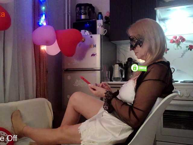 Desirable3's BongaCams show and profile