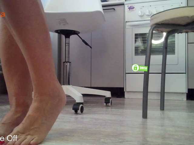 Desirable3's BongaCams show and profile