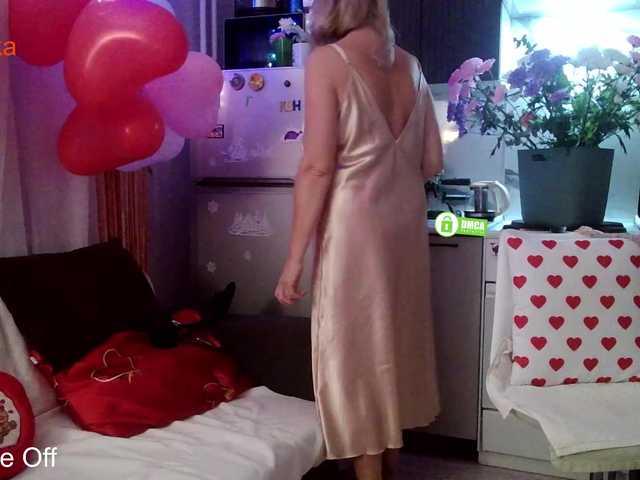 Desirable3's BongaCams show and profile