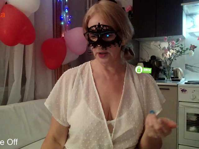 Desirable3's BongaCams show and profile