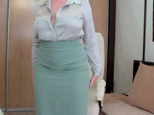 IvettaShine's BongaCams show and profile