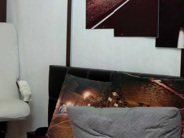 IvettaShine's BongaCams show and profile