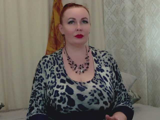  IvettaShine chat room