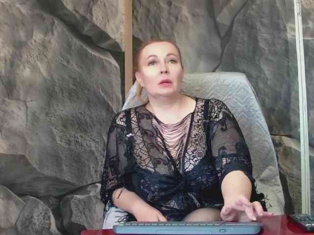 IrennaShine webcam