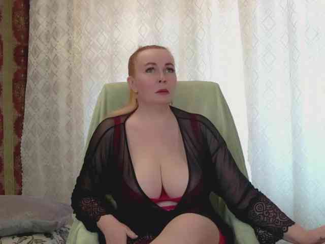 IrennaShine webcam