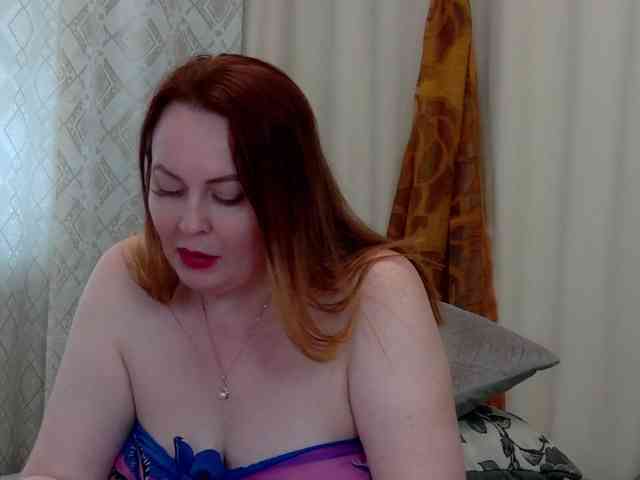adult cam show IvettaShine
