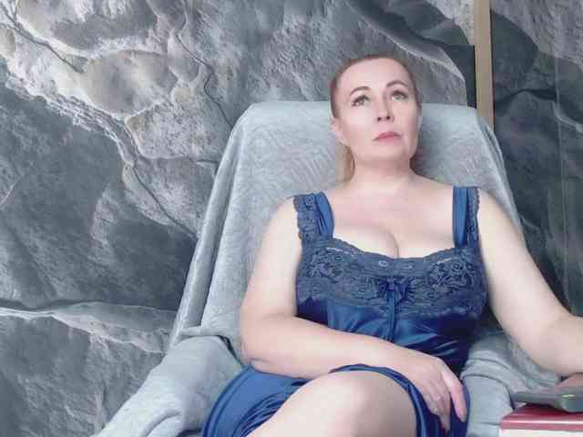 IrennaShine webcam