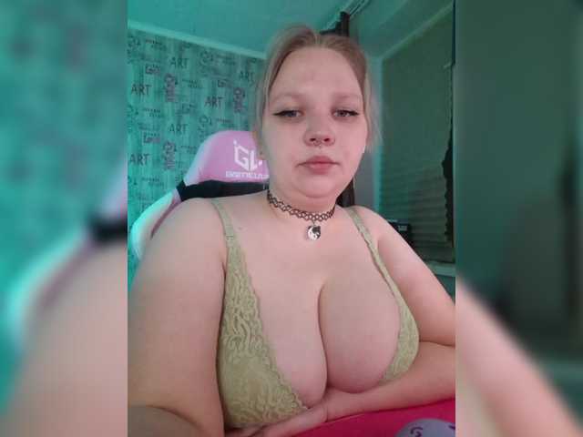 Irinkakissa's BongaCams show and profile