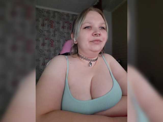 Irinkakissa's BongaCams show and profile