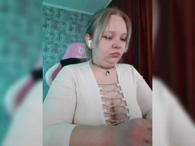 Irinkakissa's BongaCams show and profile