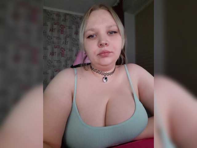 Irinkakissa's BongaCams show and profile