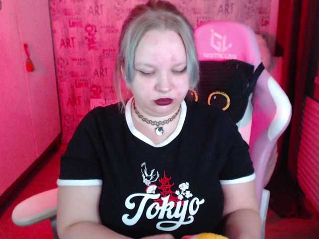 Irinkakissa's BongaCams show and profile