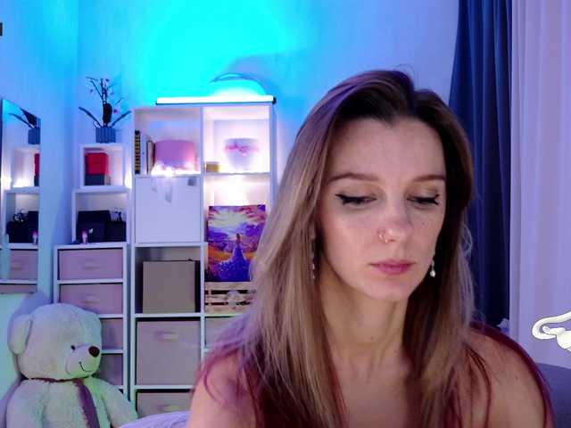 Karamelsw from BongaCams