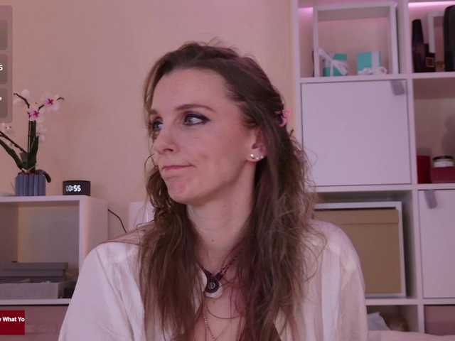 Karamelsw's BongaCams show and profile