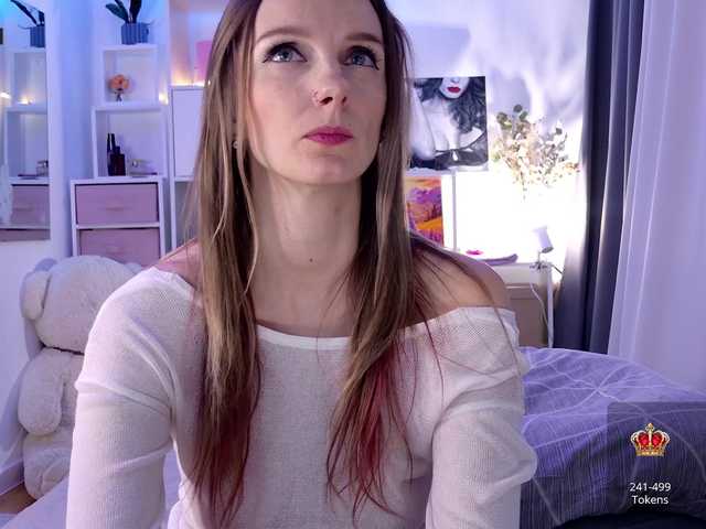 Karamelsw's BongaCams show and profile