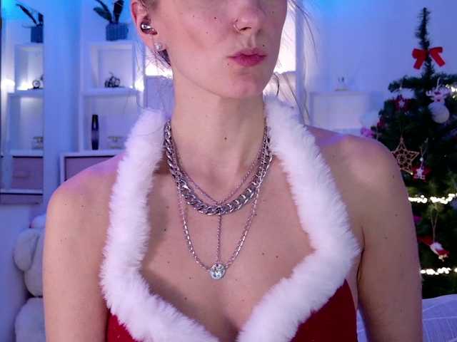 Karamelsw's BongaCams show and profile