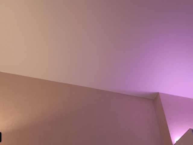 Karamelsw's BongaCams show and profile