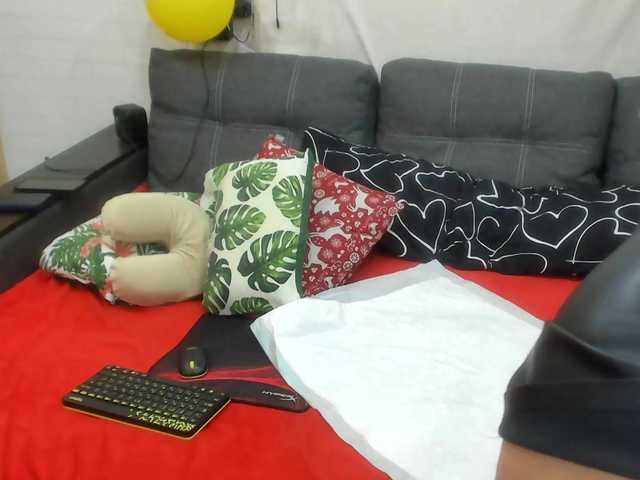 kyliepage1 cam belle