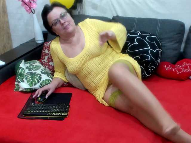KyliePage1's BongaCams show and profile