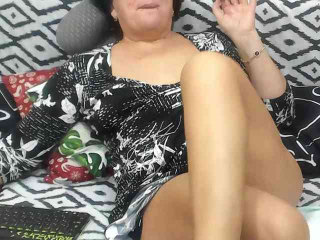 KyliePage1 KyliePage1