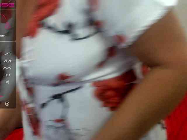 KyliePage1 webcam