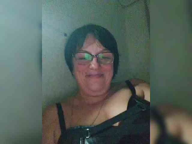 KyliePage1 KyliePage1